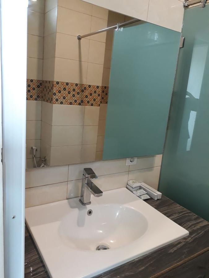 Hotel Matahari 요그야카르타 외부 사진