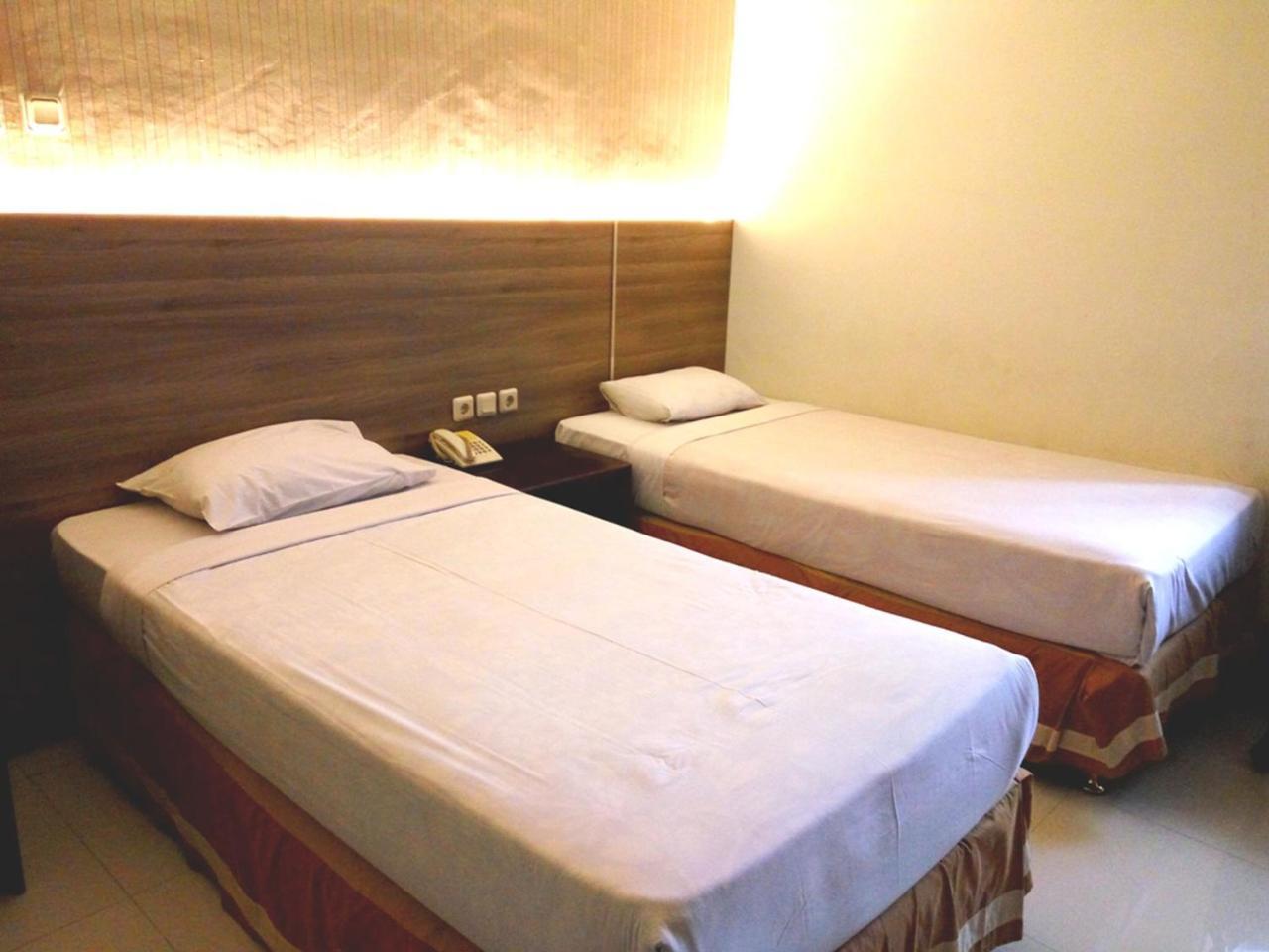 Hotel Matahari 요그야카르타 외부 사진
